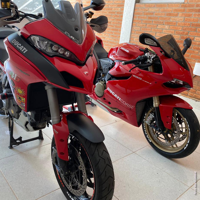 A Multistrada 1260 S e a Panigale 1199, ambas adquiridas na Ducati Campinas -Multistrada 1260 S é a escolha para a rotina de executivo