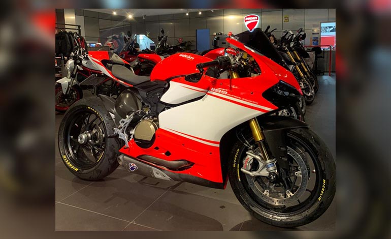 Customizações de tanque de combustível - Customização de motos: descubra o que é permitido em sua Ducati