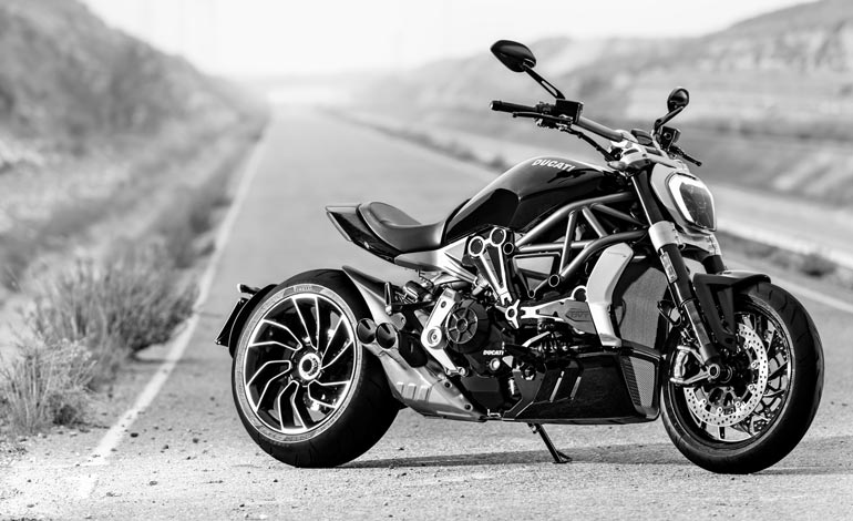 XDiavel S: Cultura cruiser, beleza italiana